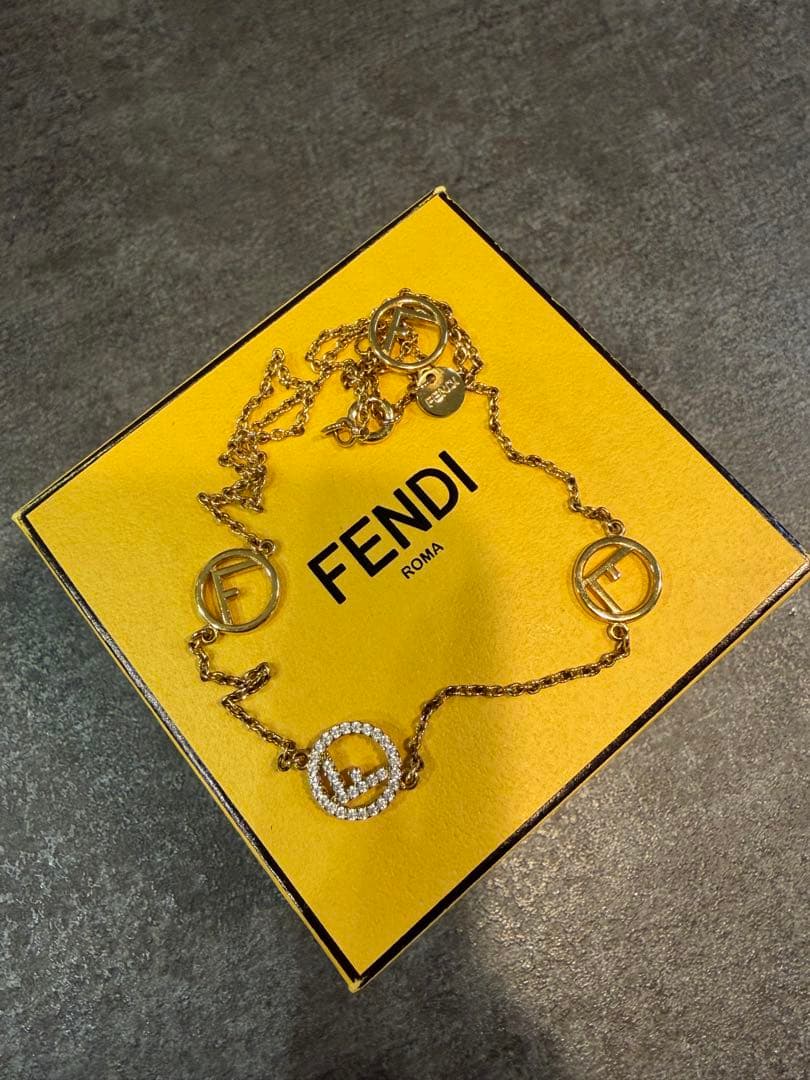 FENDI ゴールド ネックレス