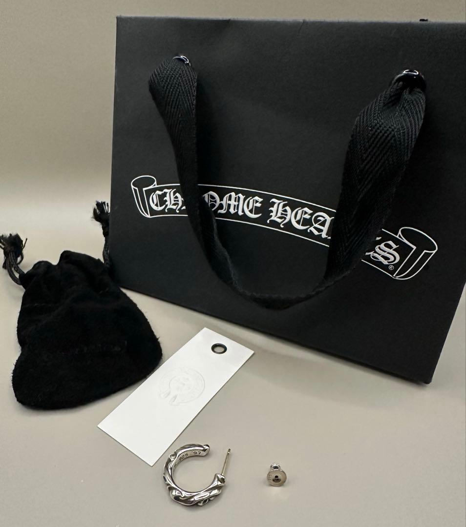 【極美品】Chrome heartsクロムハーツ スクロール フープピアス 片方