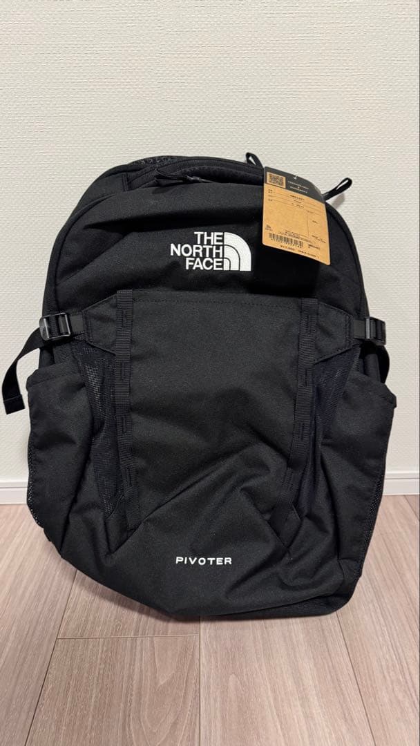 タグ付新品 ノースフェイス ピボター リュック デイパック Pivoter 黒