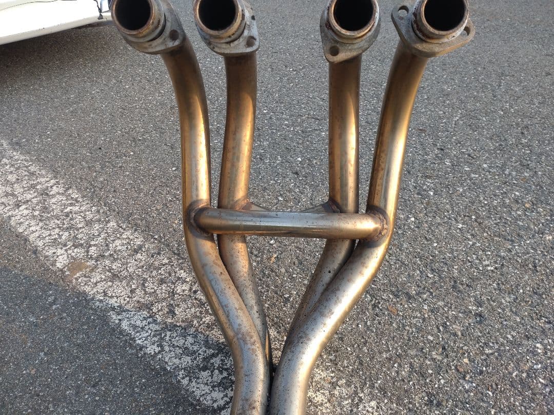 xjr400rに、付けているダブルマフラーです。