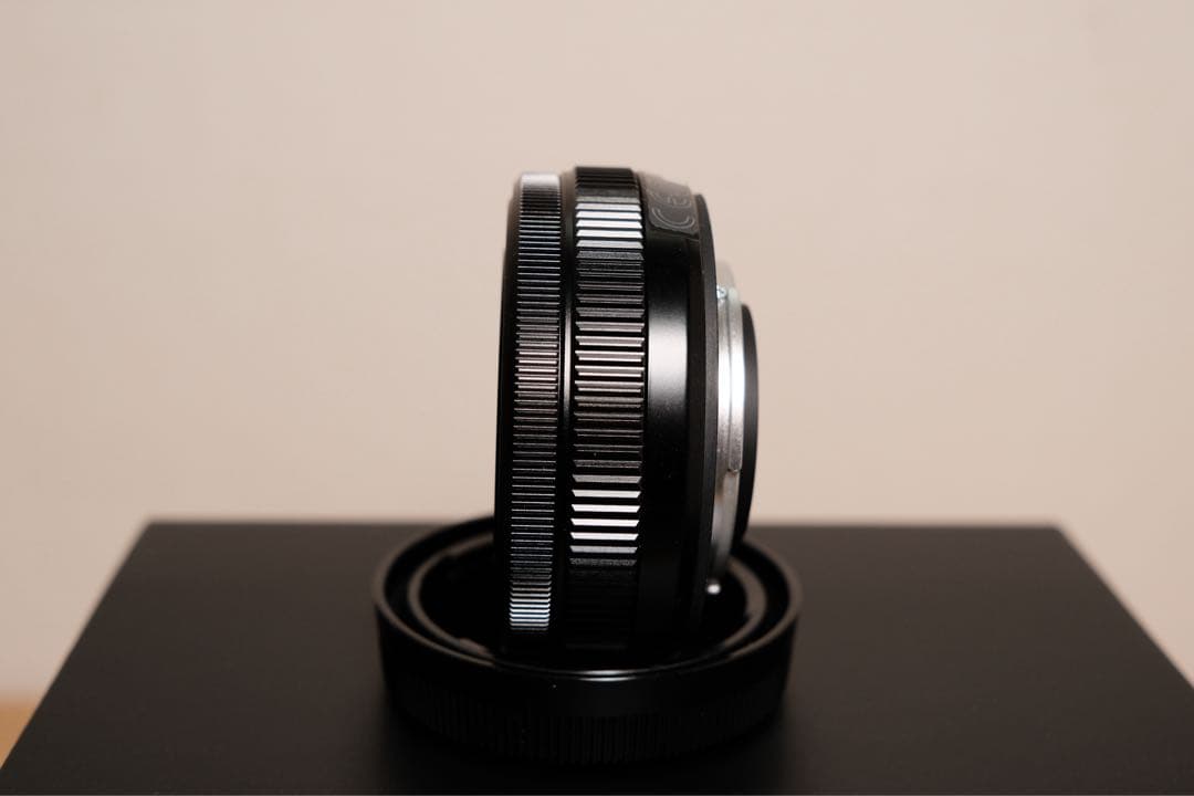 新品同様 富士フイルム FUJIFILM XF27mm F2.8 R WR