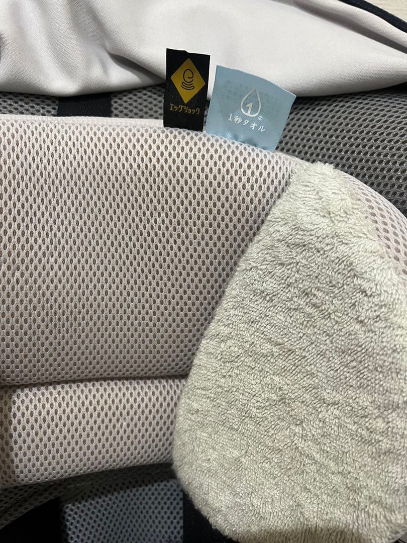 Combi ISOFIXチャイルドシート グレー