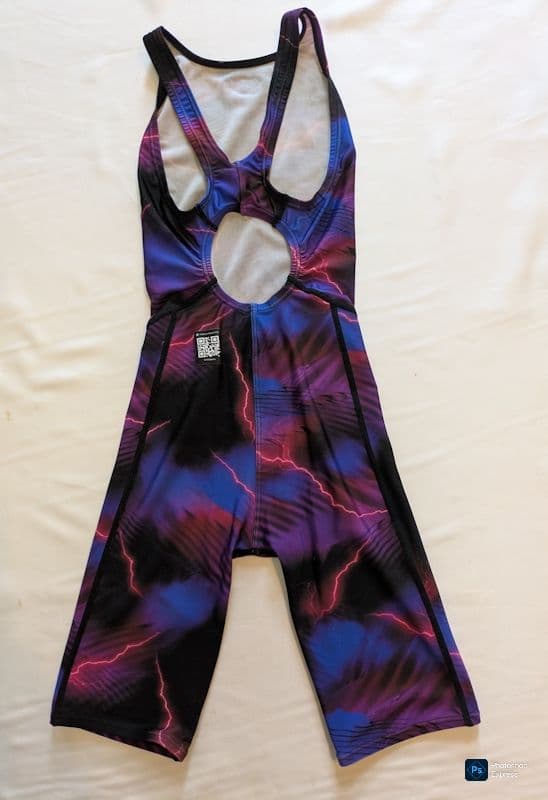 スピードspeedo 競泳水着　 練習用水着　フィットネス水着　　Mサイズ