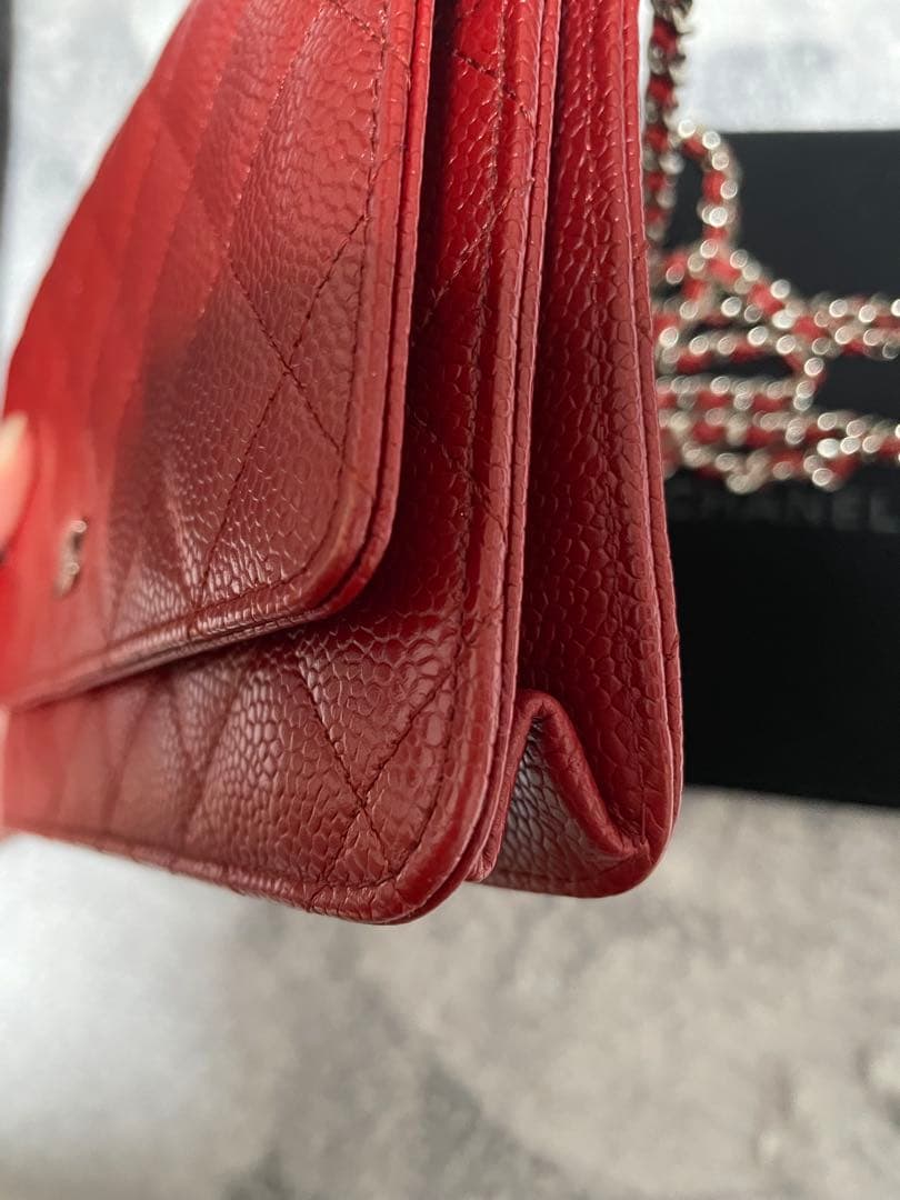 CHANEL チェーンウォレット　赤