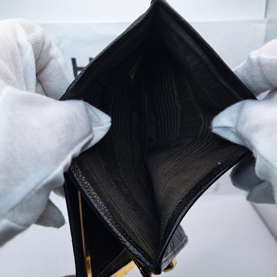 CHANEL　ワイルドステッチ　ブラック　二つ折り財布　折り財布　キャビアスキン