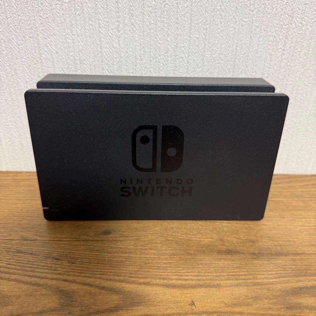 Nintendo Switch 本体、ドック/チャージャー /ケーブル付き