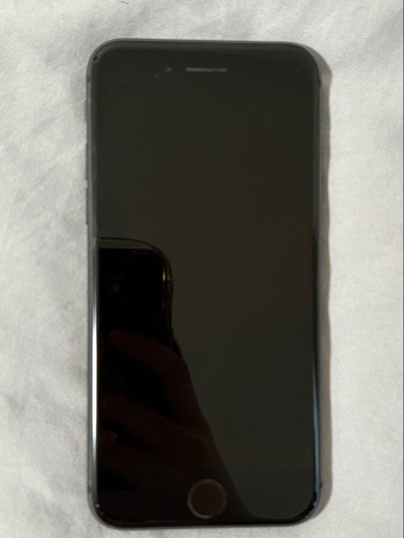 Apple iPhone 8 ブラック 4.7インチ