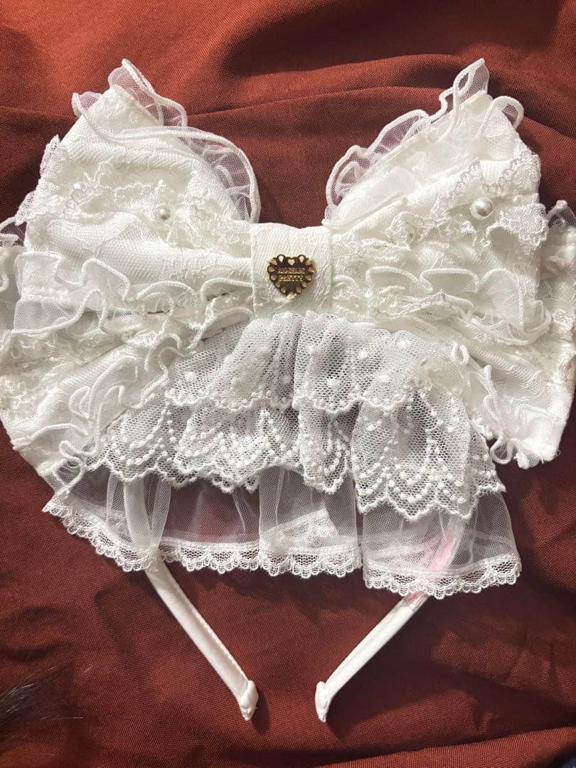 最終価格Lacy Princessカチューシャ