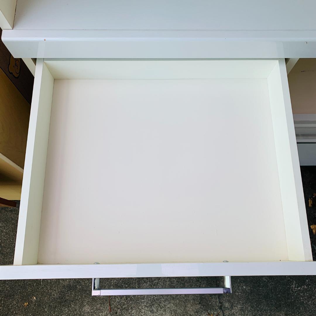 【美品／送料込み価格】パモウナ 白い食器棚・キッチンボード　幅90cm