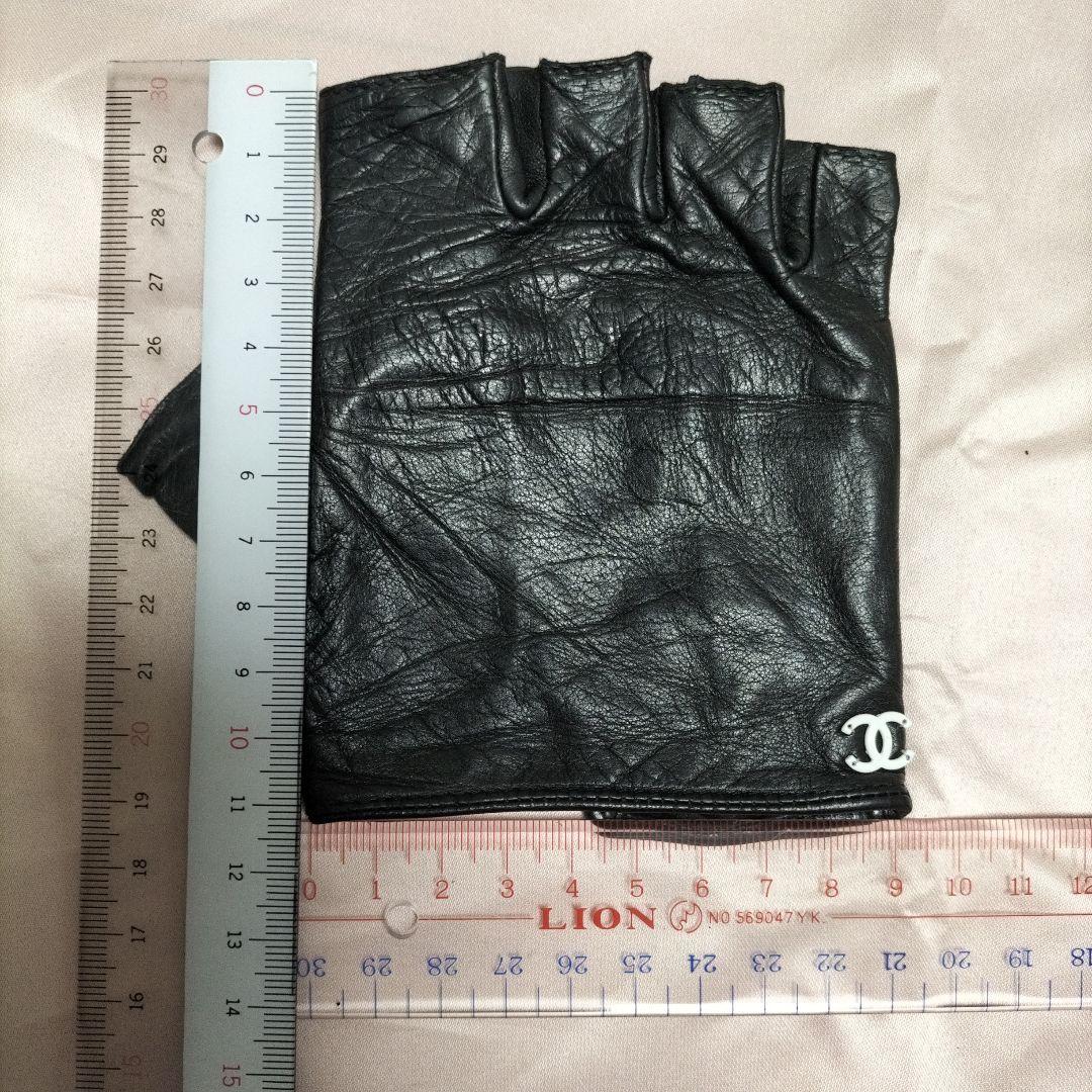 CHANEL グローブ指なし ブラック(箱、タグあり)