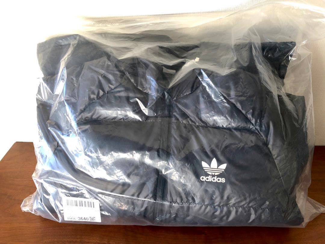 【新新品送料込】アディダスオリジナルス アディカラー ロングダウンジャケット