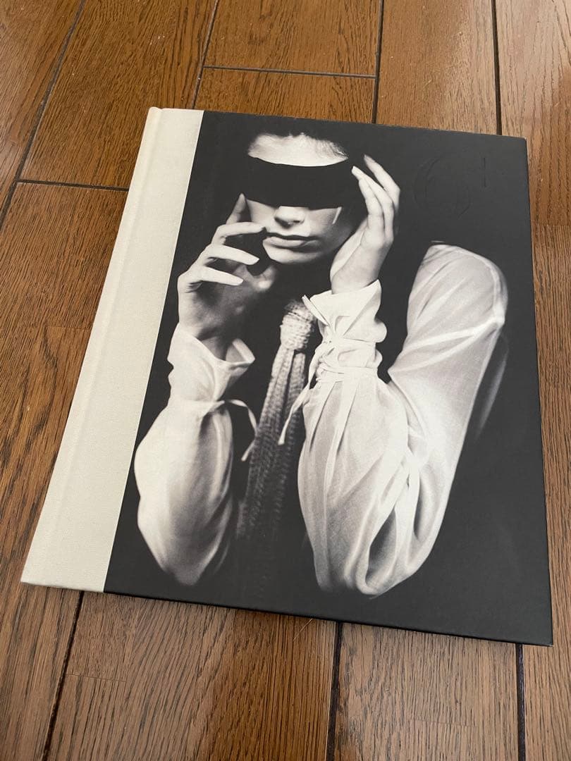 6 + Antwerp Fashion アントワープ・ファッション カタログ