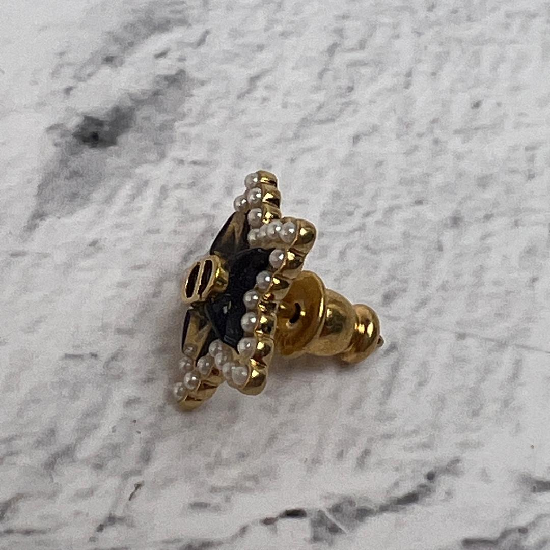 こうぴ Diorディオール パール ピアス A-11051