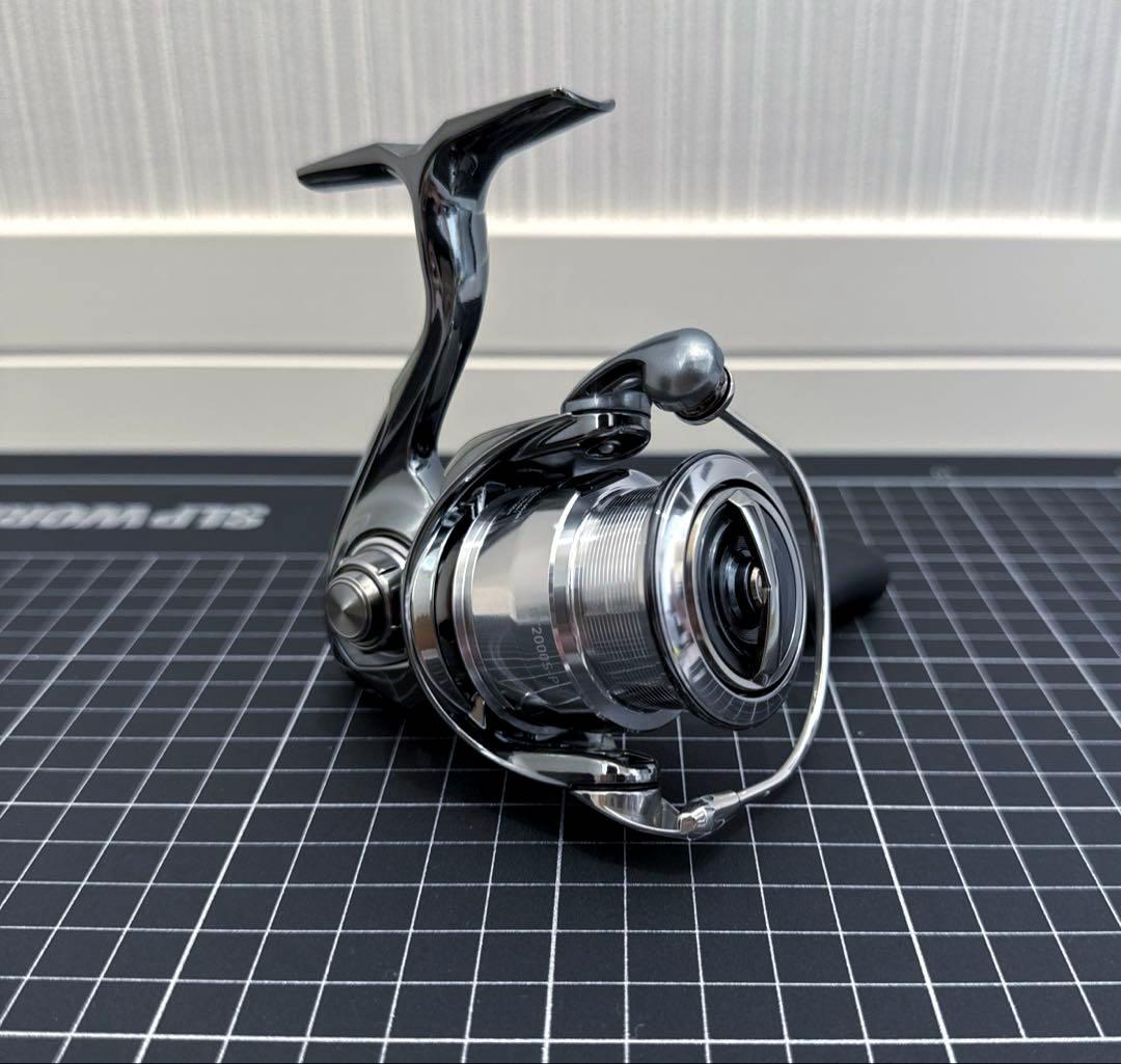 22イグジスト LT2000S-P センシティブチューン 実釣未使用