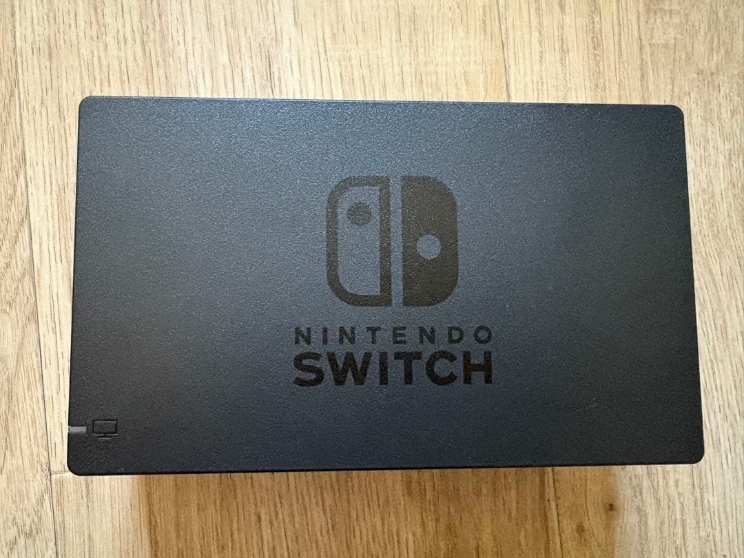 Nintendo Switch 本体（グレー）
