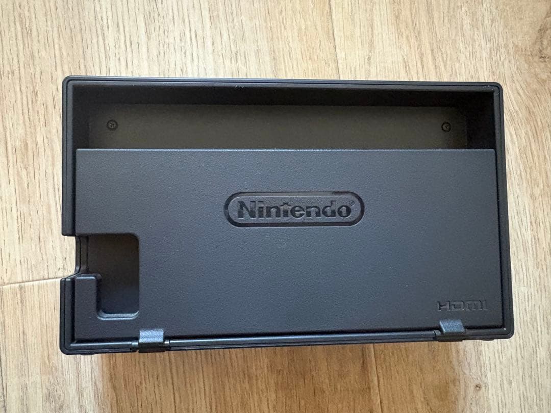 Nintendo Switch 本体（グレー）