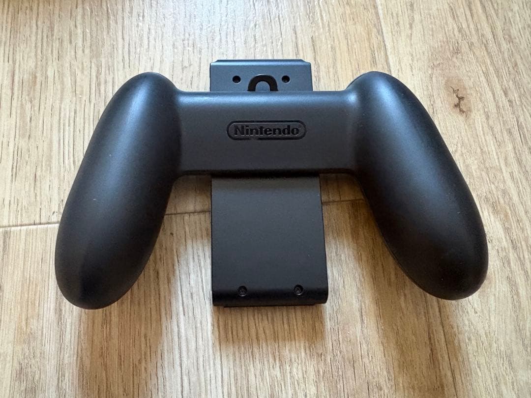 Nintendo Switch 本体（グレー）