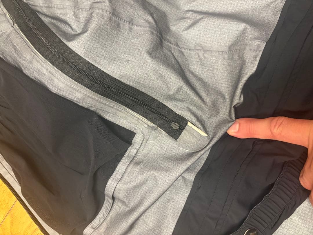 ノローナ　ロフォテンGORE-TEX Proジャケット