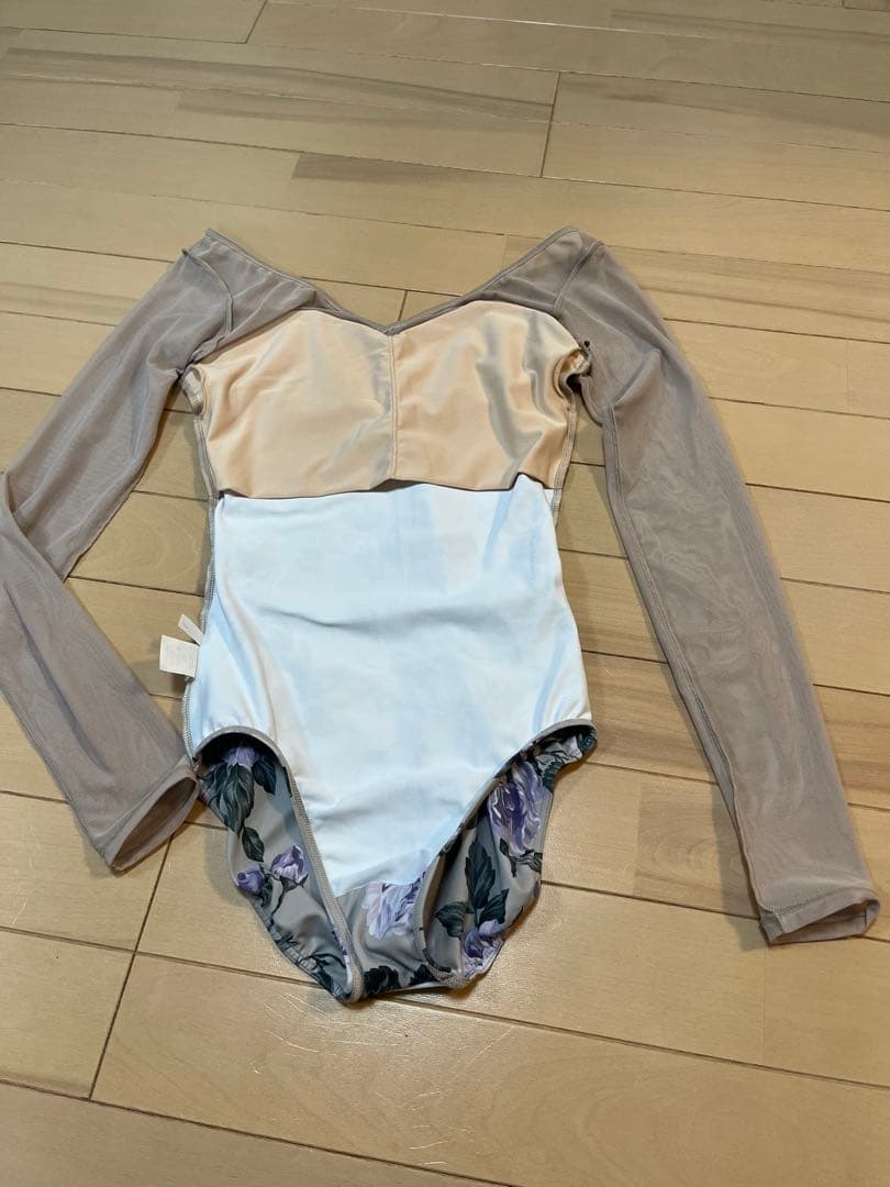 stina レオタード　Lサイズ