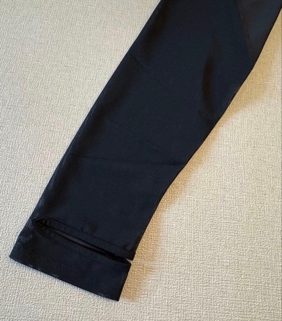 Alo yoga エアリフトメッシュ ストラップ付き レギンス ブラック