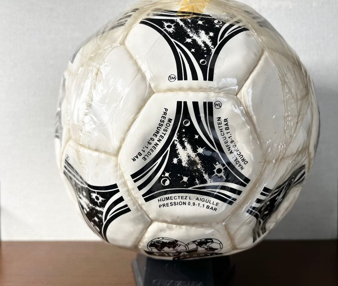 Questra AS551W サッカーボール 1994 FIFAワールドカップ