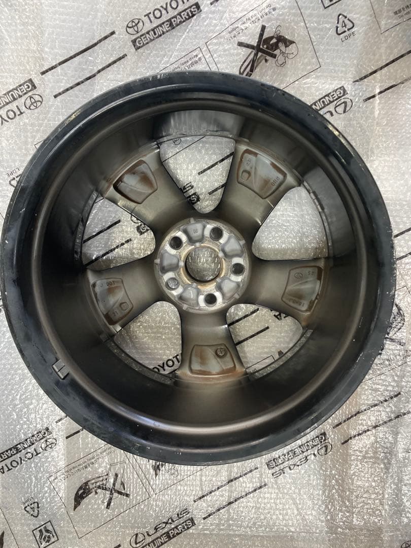 トヨタ 220系 クラウン RSアドバンス　ホイール1本