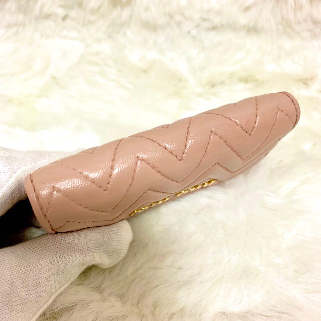 美品！miu miu ミュウミュウ キーケース ピンク系　キルティング