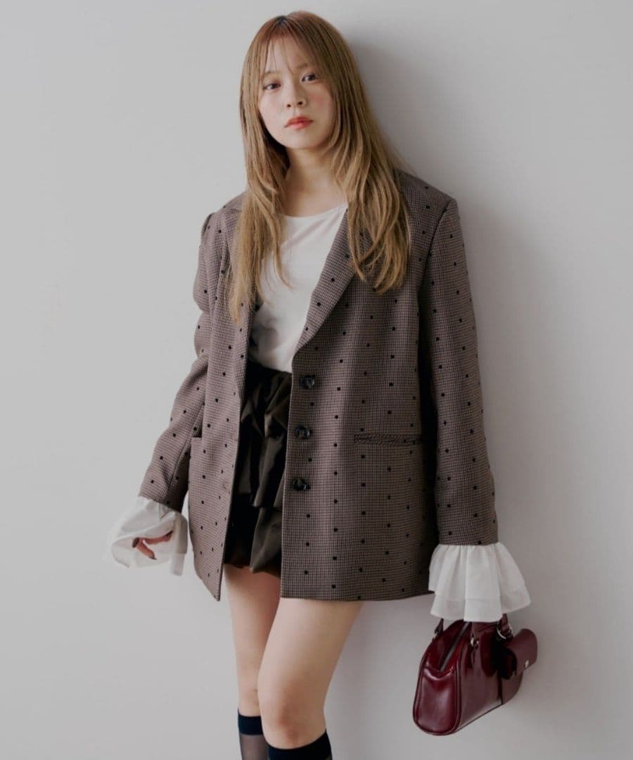 Chico　チコ　yuzuコラボ　袖フリルオーバージャケット　ブラウン