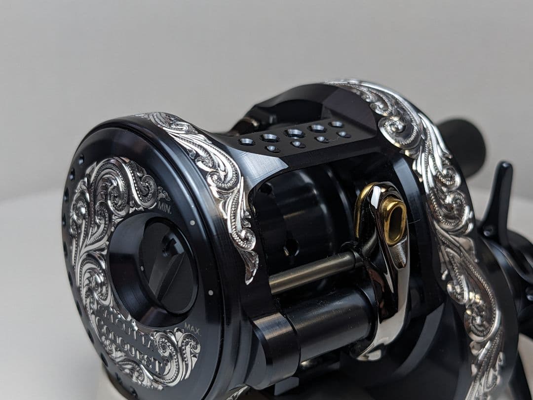 シマノ カルカッタコンクエスト31HG 彫金 エングレービング カスタム