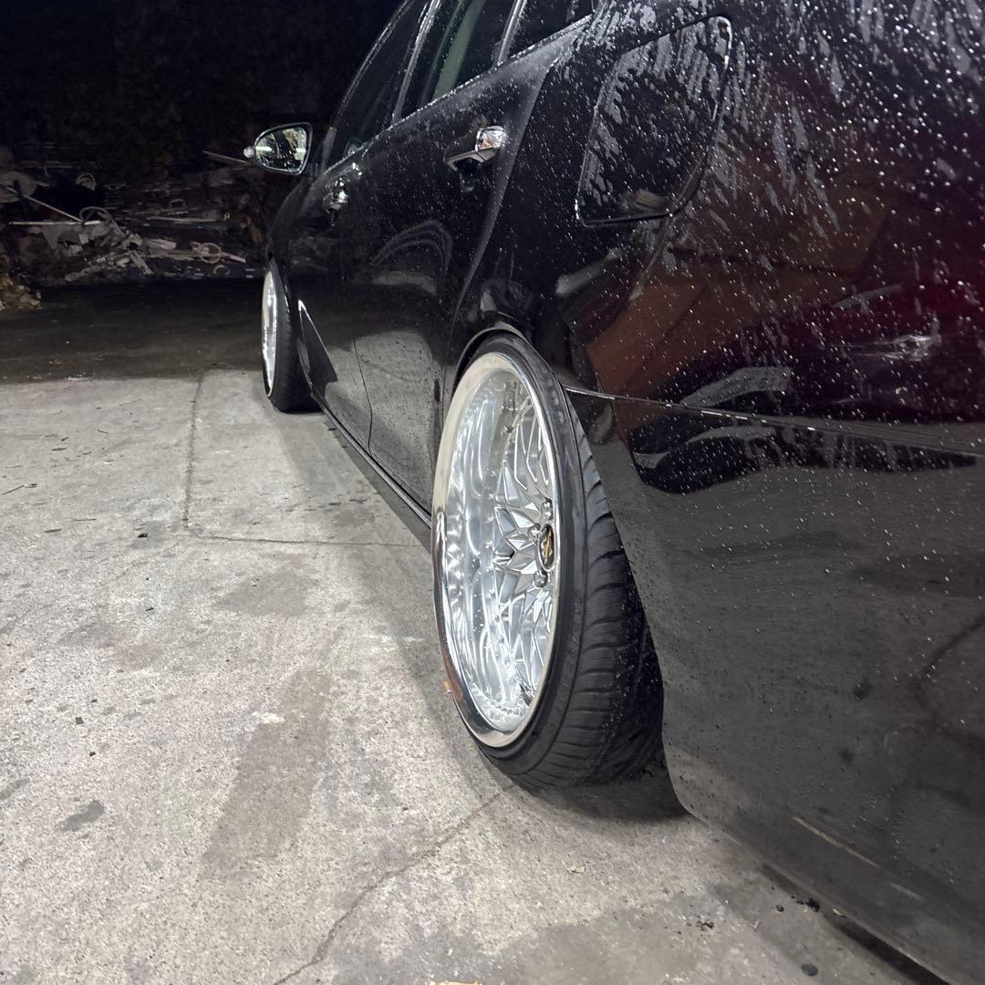 タイヤ・ホイール N