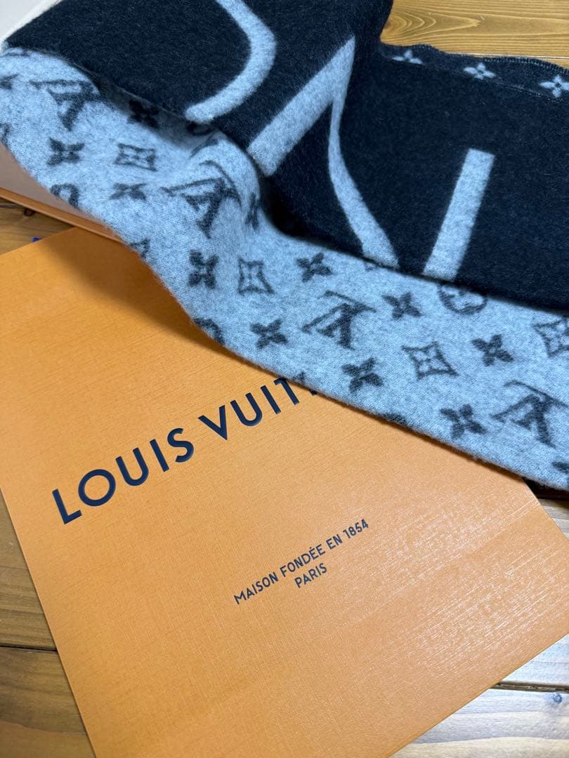 【美品】LOUIS VUITTON マフラー　LVスプリット