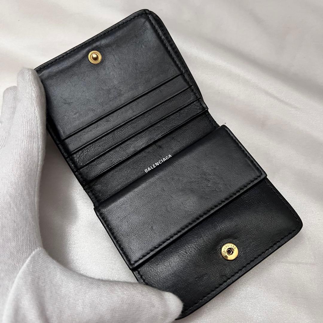 ◇美品◇バレンシアガ　コンパクト折り財布　白ロゴ×ブラックレザー×ゴールド金具