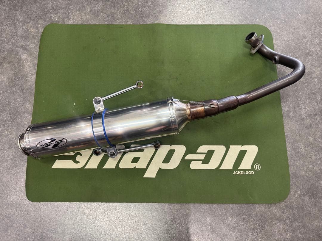 マジェスティ250 SG20J スリーワンマフラー　THREE ONE 4D9