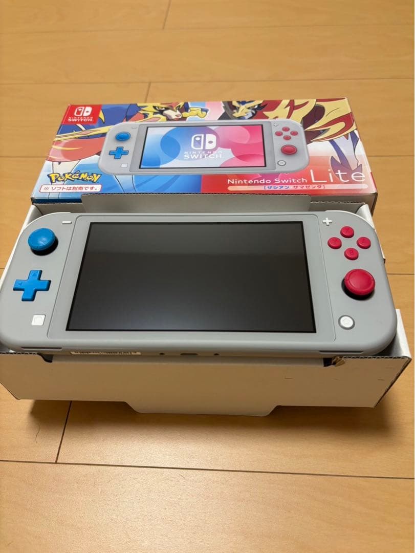 美品 Nintendo Switch Lite ポケモン ザシアンザマゼンタ