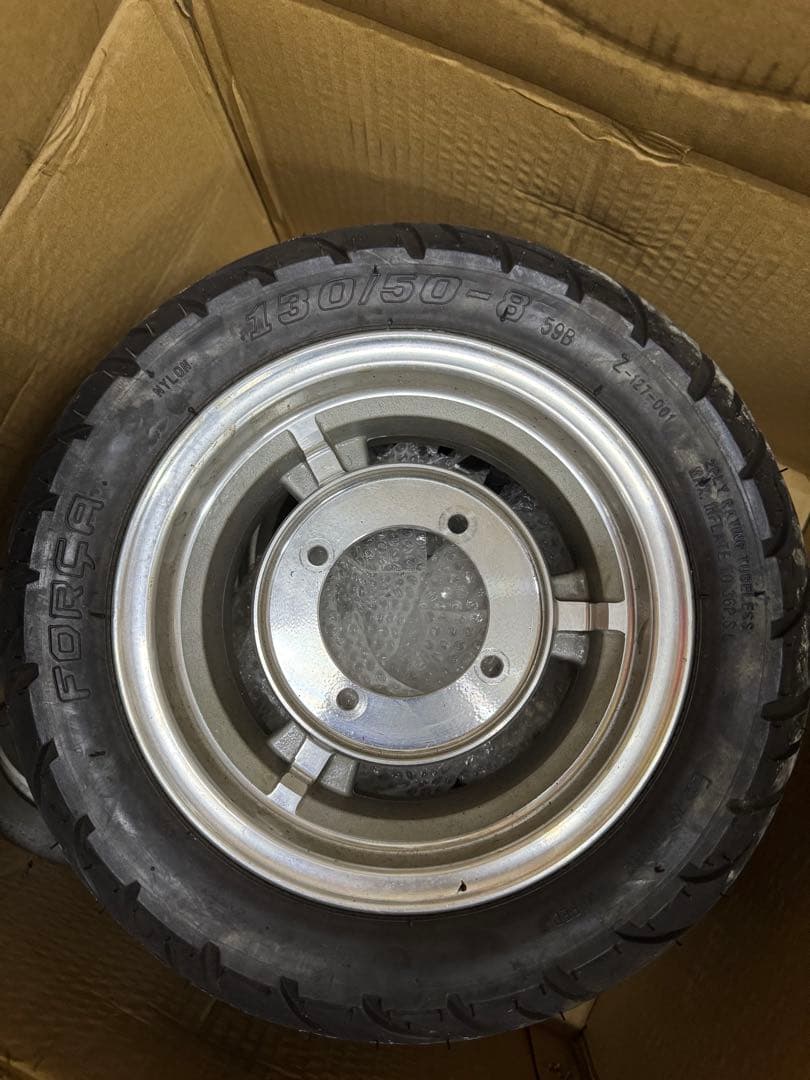 モンキー　8インチ 3.5J ? キャストホイール