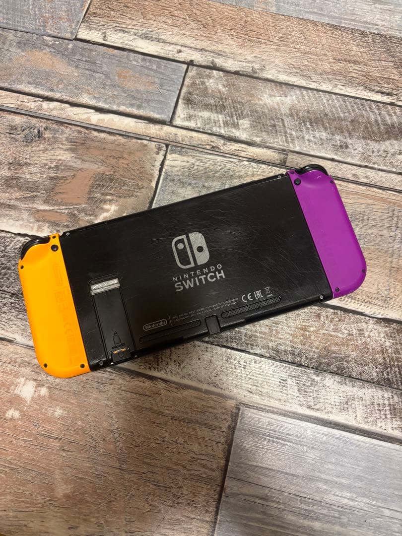 Nintendo Switch 本体 イエロー/パープル