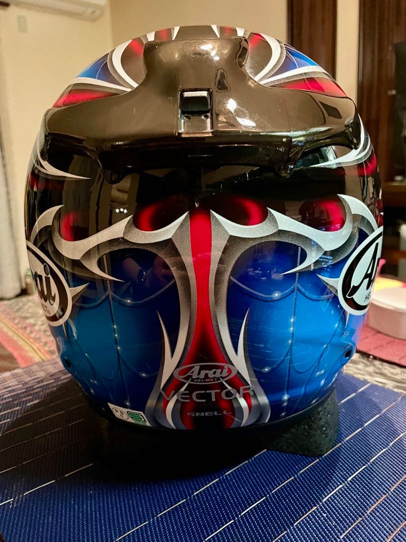 アライヘルメット：ベクター中古品