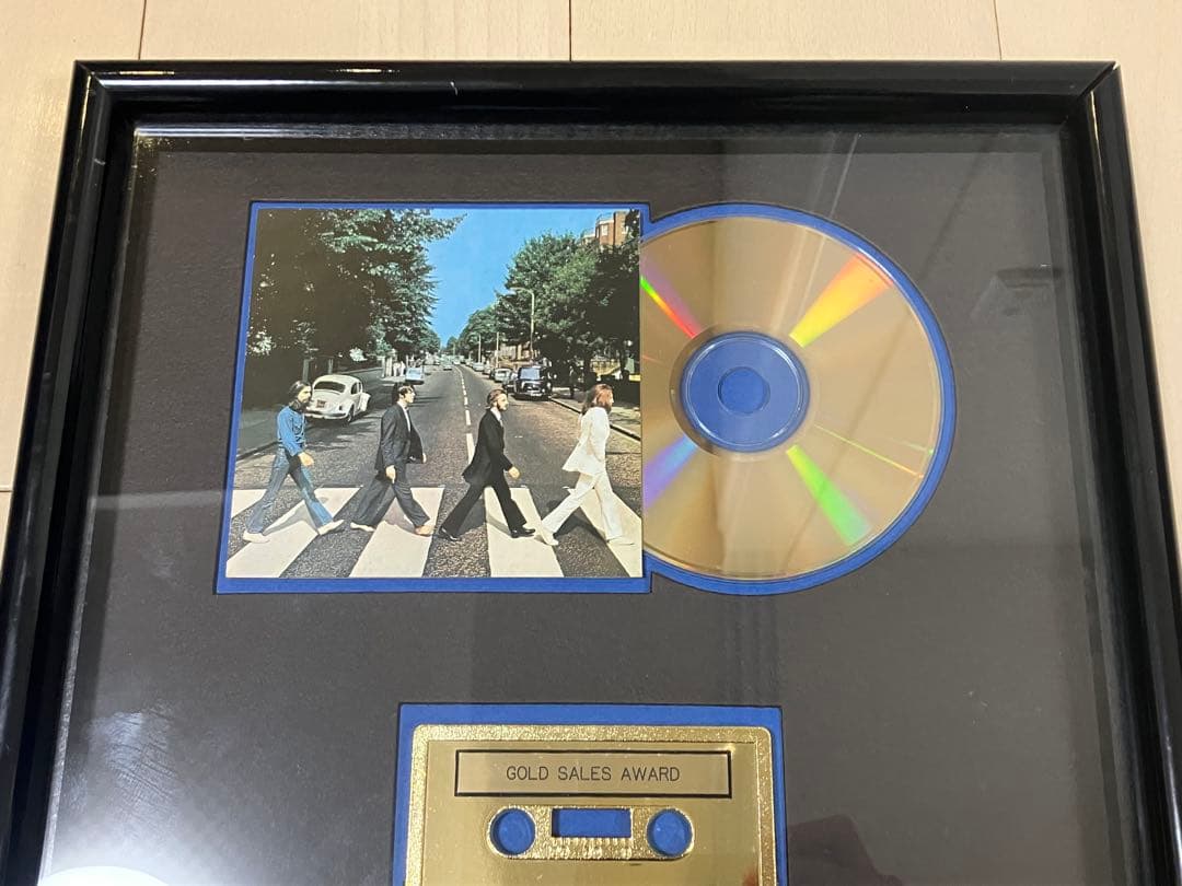 超希少　The Beatles アビイ・ロード　認定セールスアワード　記念品