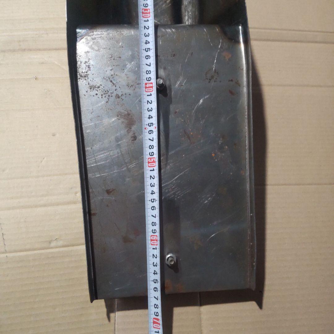 カフェレーサーカスタム シート付きリアフェンダー