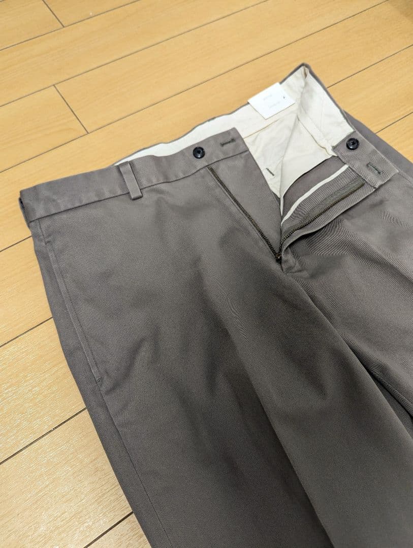 未使用　ブルックスブラザーズ　チノパン　アドバンテージチノ　ブラウン　CLARK