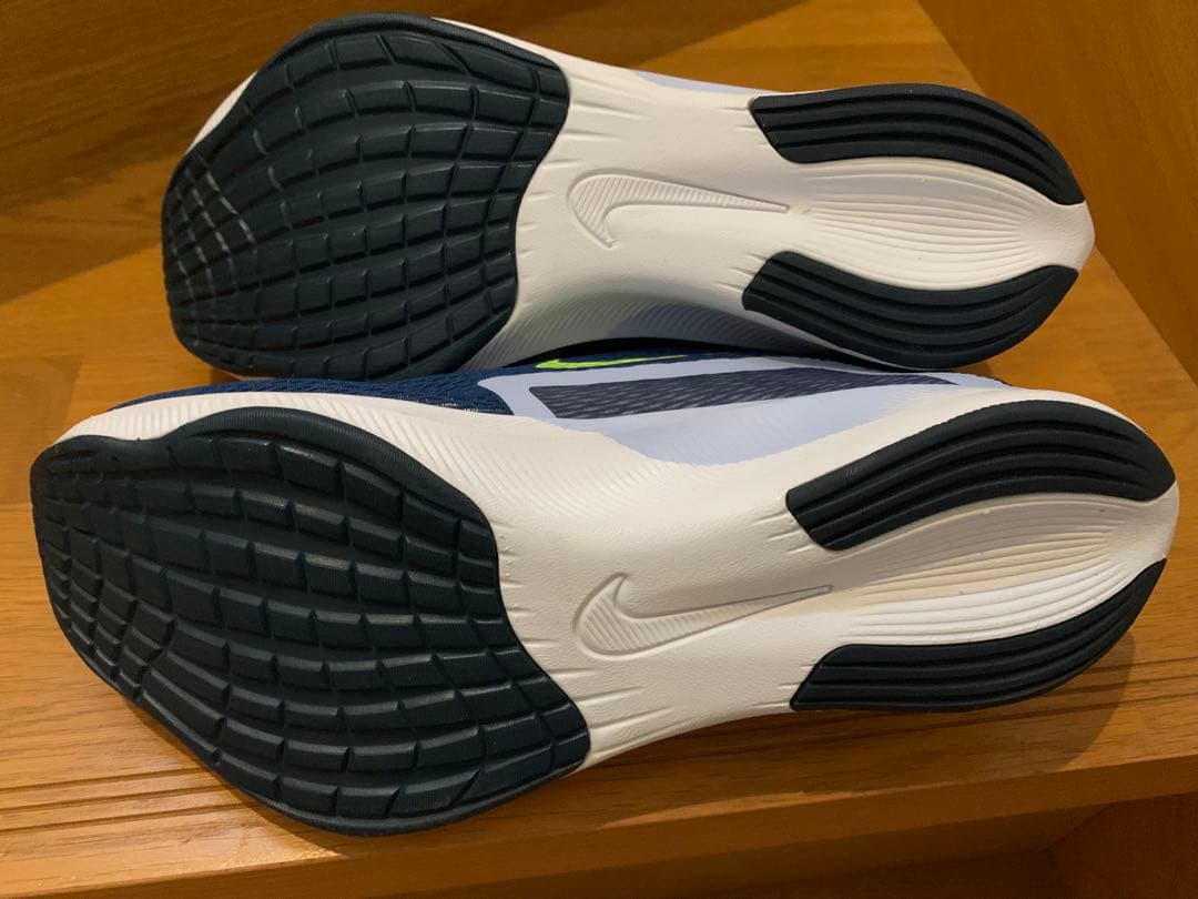 スパイク・シューズ NIKE W ZOOM FLY 4 25cm