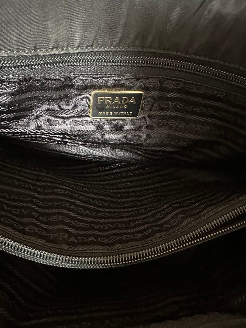 PRADA ブラック トートバッグ