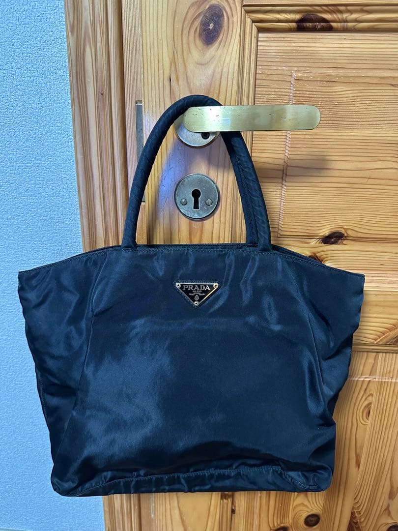 PRADA ブラック トートバッグ