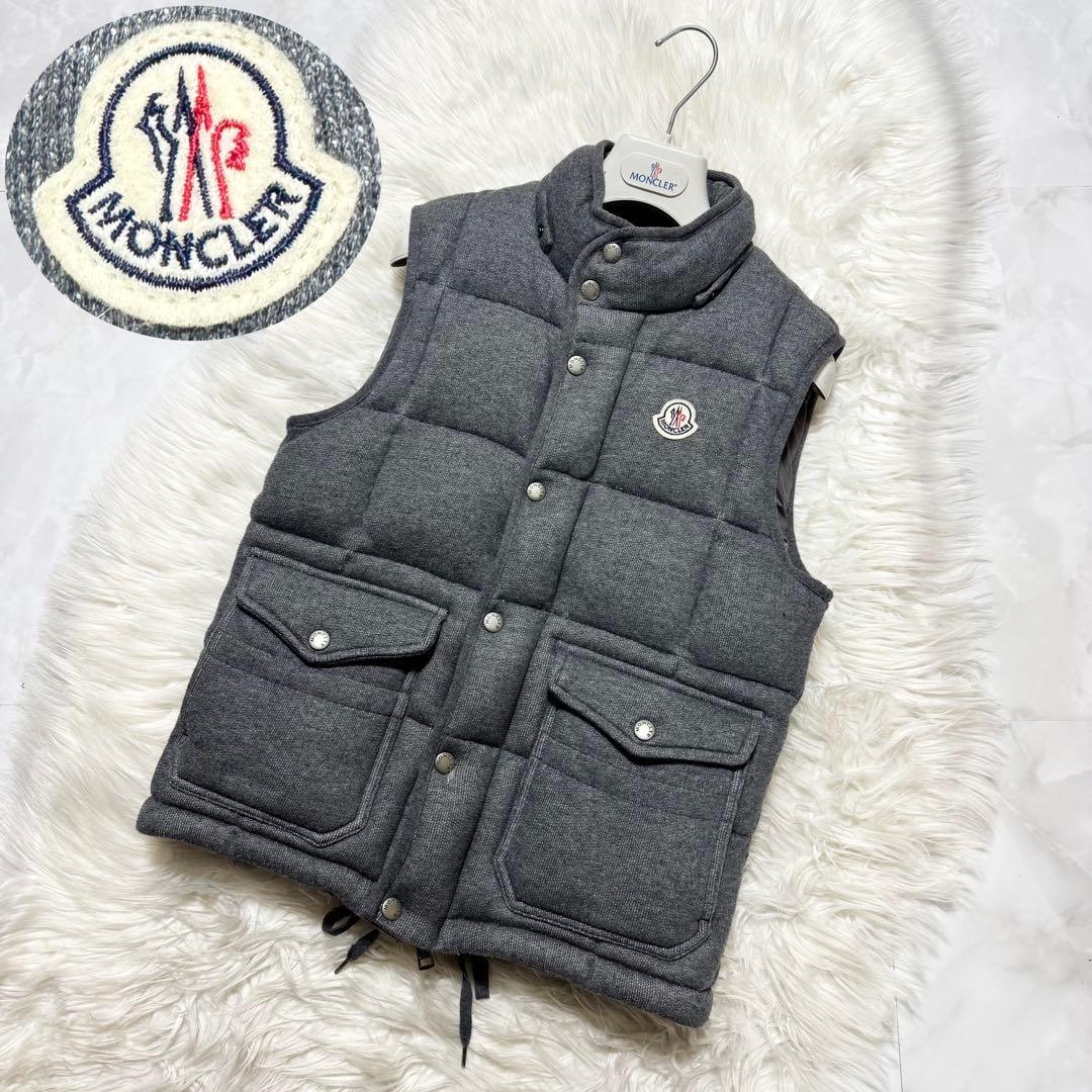 美品 モンクレール マグリア ダウンベスト S グレー Moncler