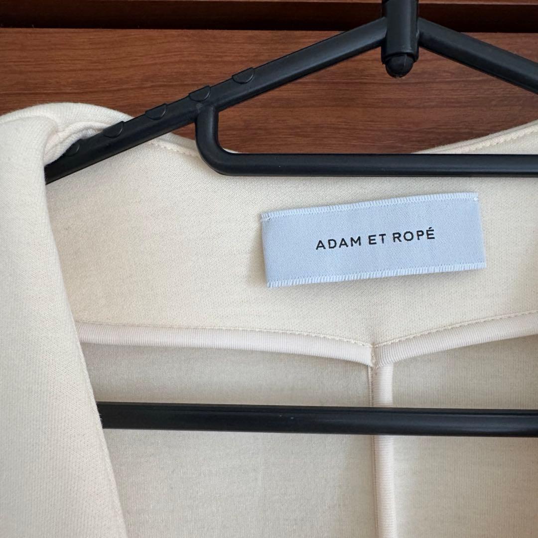 【洗える】エッグブローチ付きペプラムカーディガン