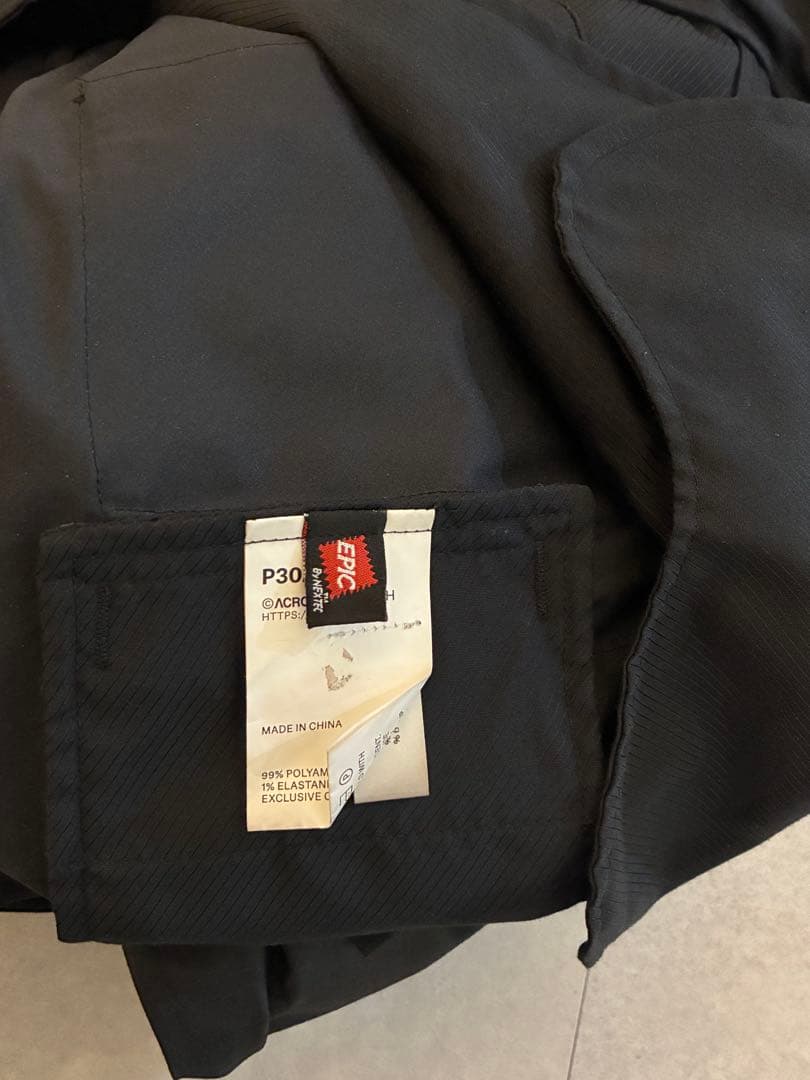 ACRONYM P30A-E XS EPIC アクロニウム