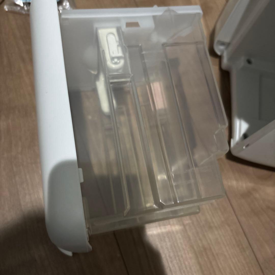 SHARP 除湿機 ホワイト　2021年製　CV-L71-W