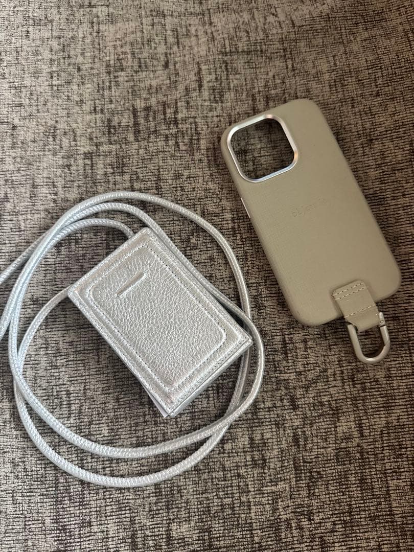 objcts.io ケータイケース　パスケース新品