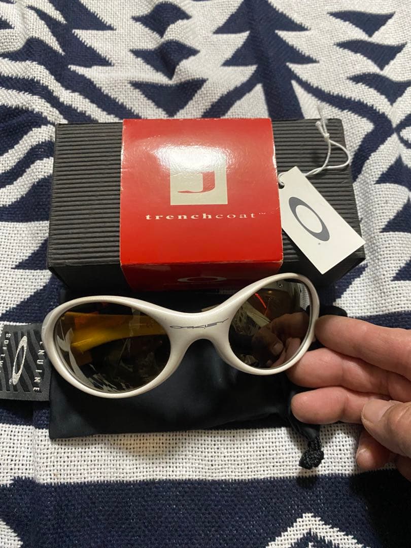 2*t様 Oakley Trenchcoat トレンチコート白