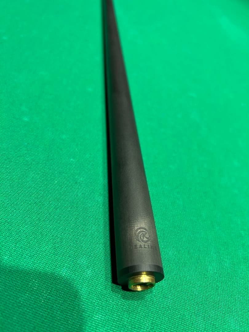 ビリヤードキュー　フルカーボン